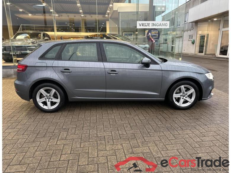 AUDI A3 Sportback Audi A3 Sportback  30 TFSI  85(116) kW(ch) 6 vitesses #2