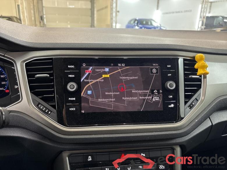 VOLKSWAGEN T-Roc 110 kW #2