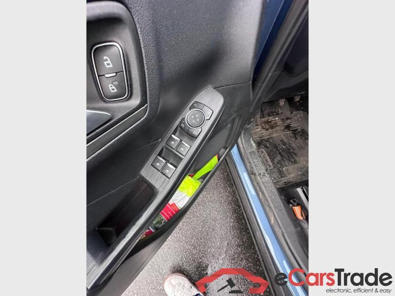 FORD Kuga Kuga 1.5 EcoBoost FWD Titanium #3