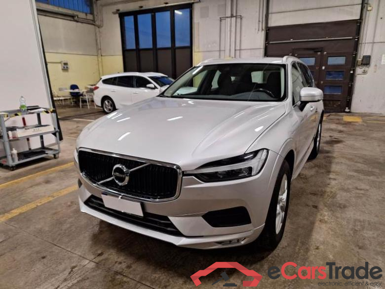 VOLVO XC60 / 2017 / 5P / SUV B4 D AWD AUTOMATICO MOMENTUM PRO