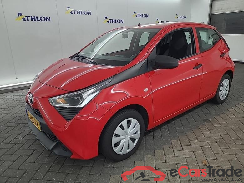 TOYOTA Aygo 1.0 VVT-i x-fun 5D 53kW