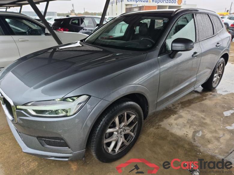 VOLVO XC60 / 2017 / 5P / todoterreno 2.0 D3 Momentum #1