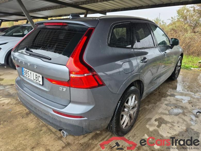 VOLVO XC60 / 2017 / 5P / todoterreno 2.0 D3 Momentum #2