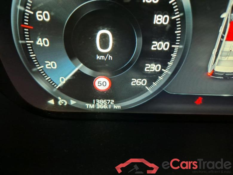 VOLVO XC60 / 2017 / 5P / todoterreno 2.0 D3 Momentum #5