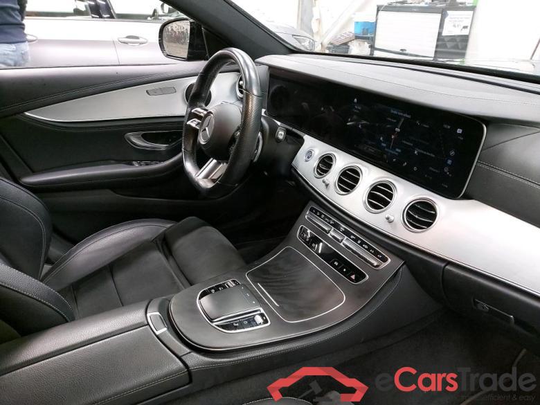 MERCEDES - MER E BREAK 300 de 313PK DCT AMG Line With Climatic & Heated Seats & Park Sensors Front & Rear & Foldable Trailer Hook   * HYBRID * #3