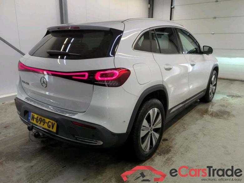 MERCEDES-BENZ EQA 250 Bns Sol. Lux #2