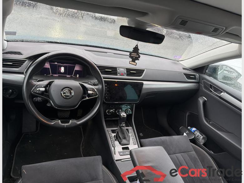 SKODA Superb Combi PHEV Superb Wagon Style 1,4 TSI iV 160 kW 6-speed automat. #6
