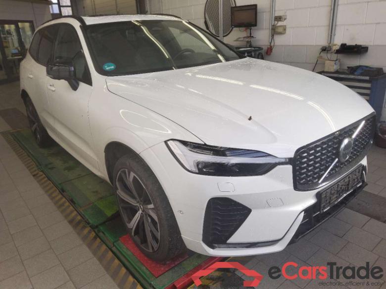 Volvo XC60 (03.2017->) DE - SUV5 B5 (Benzin) AWD EU6d, Ultimate Dark Mild-Hybrid (EURO 6d), (Facelift) #2