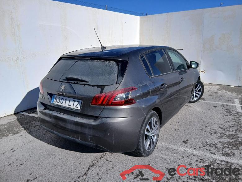 PEUGEOT 308 / 2017 / 5P / berlina con portón 5p Style BlueHDi 130 S&S #2