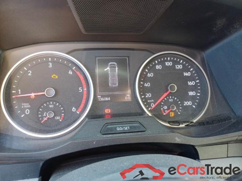 VOLKSWAGEN CRAFTER / 2017 / 4P / FURGONE 35 L3H3 2.0 BITDI 130KW BUSINESS #4