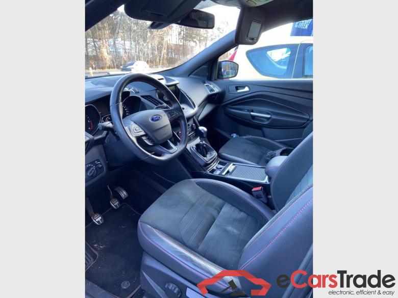 FORD Kuga Kuga 1.5 TDCi ECO FWD ST Line (EU6.2) #3