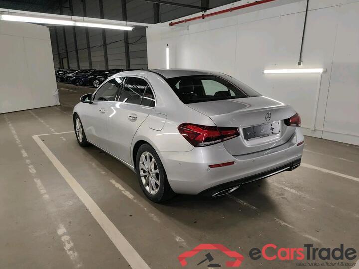 Mercedes A-Klasse Limousine A-Klasse Limousine A 180 d DCT Launch Edition 85kW/116pk  4D/P Auto-7 #3