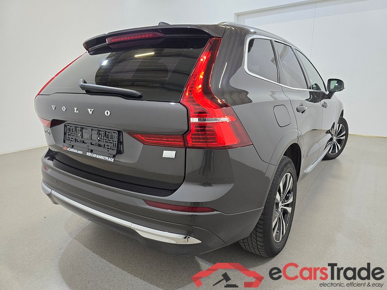 Volvo XC60 2.0 T6 Plug-In Hybrid Inscription 4WD Aut. Pano LED Virtual Navi KeylessGo Camera Klima PDC ... #4