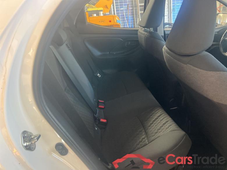 Yaris / 2020 / 5P / berlina con portón 1.5 120H Active Tech #5