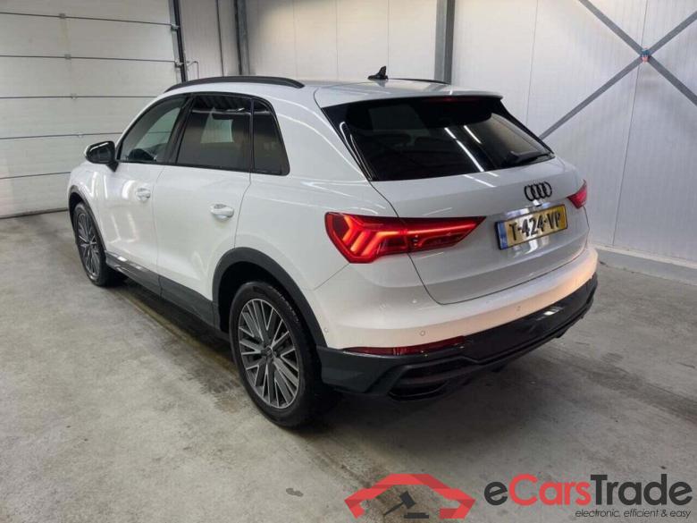 AUDI Q3 45 TFSI e S edition #6