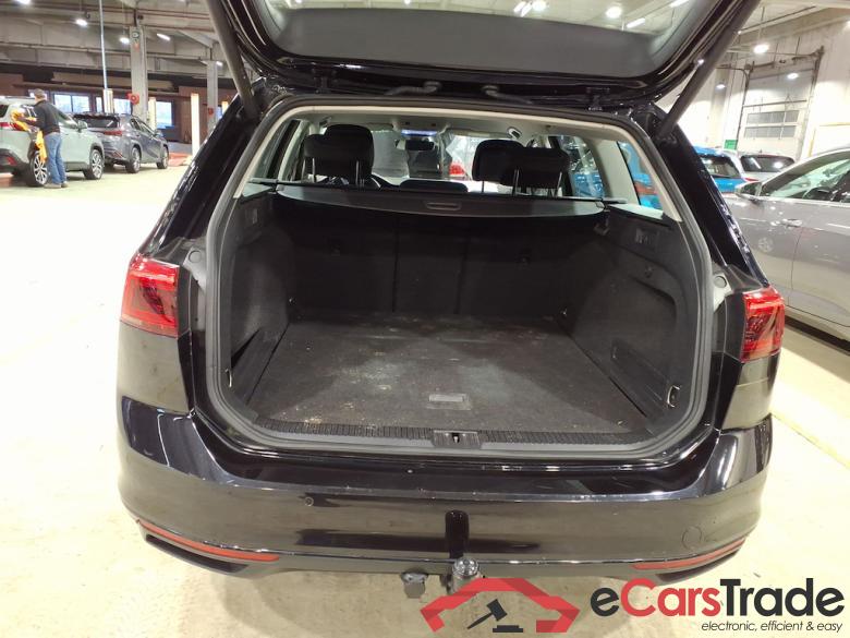 VOLKSWAGEN PASSAT VARIANT 2.0 TDI SCR VARIANT STYLE BUSINESS #3