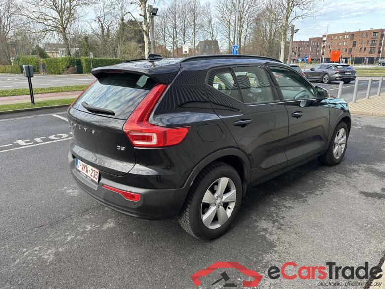 VOLVO XC40 2.0 D3 #4
