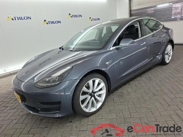 Tesla Model 3 Standard Range Plus RWD 4D 225kW