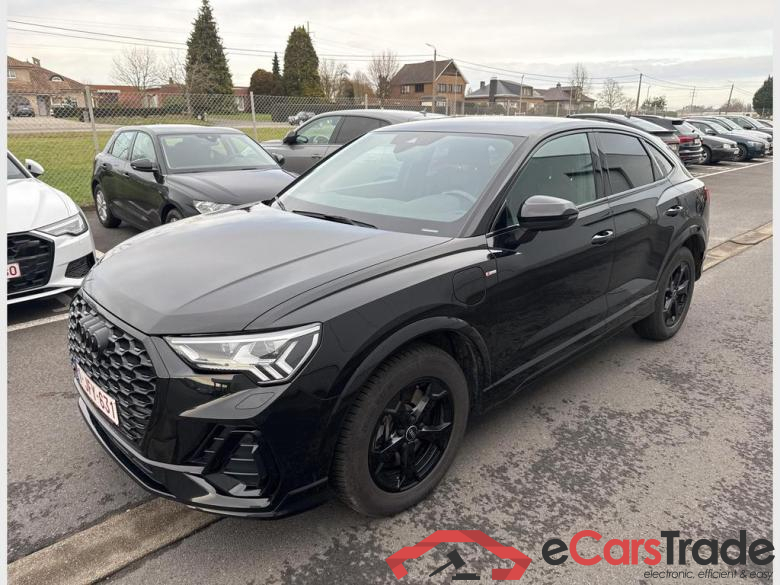 AUDI Q3 Sportback Audi Q3 Sportback S line 45 TFSI e 180(245) kW(PS) S tronic