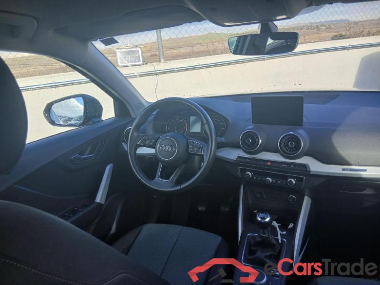 AUDI Q2 / 2016 / 5P / todoterreno Design 30 TFSI 85kW (116CV) #3