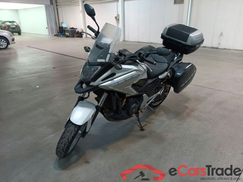 Honda NC750X #1