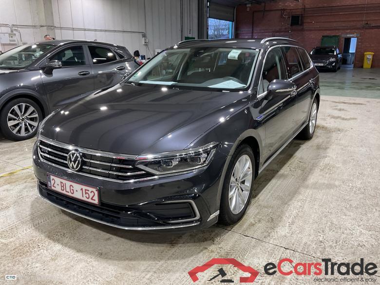 VOLKSWAGEN PASSAT VARIANT 1.4 TSI MSQ VARIANT GTE BUSINESS #1