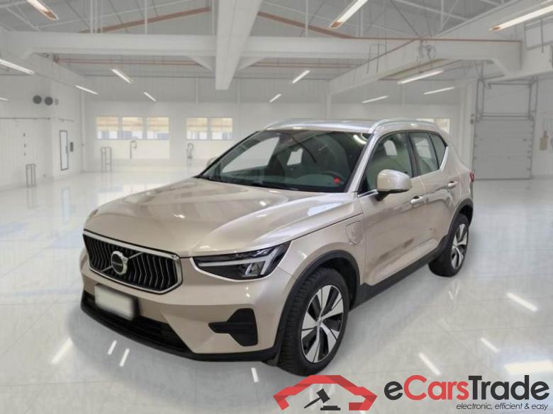 VOLVO XC40 / 2021 / 5P / SUV T4 RECHARGE PLUG-IN AUTO CORE #1