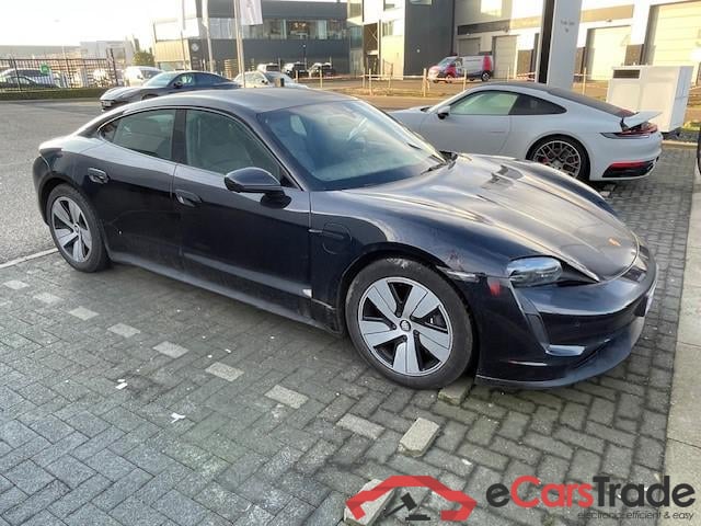 PORSCHE Taycan Taycan