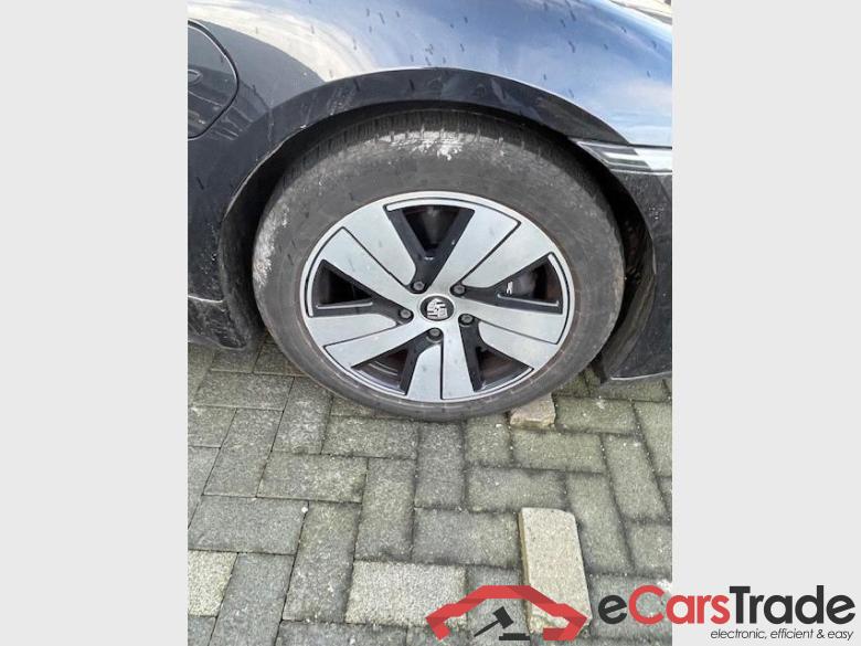 PORSCHE Taycan Taycan #5