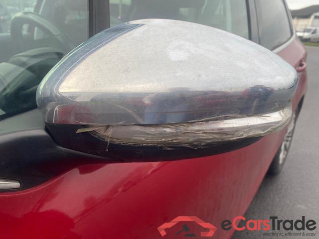 PEUGEOT 208 1.2 PureTech Allure S&S #5