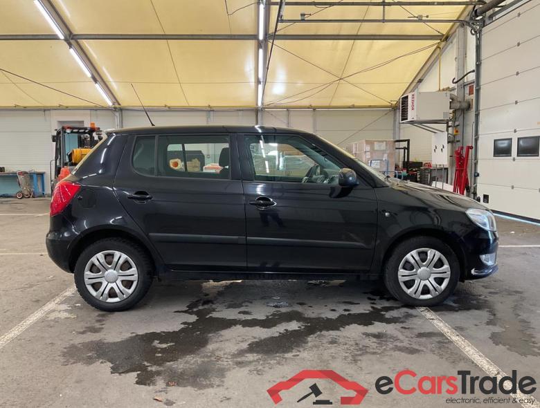 SKODA Fabia NEW FABIA AMBIENTE 1,2CRDPF 55KW 75CV 5V #3