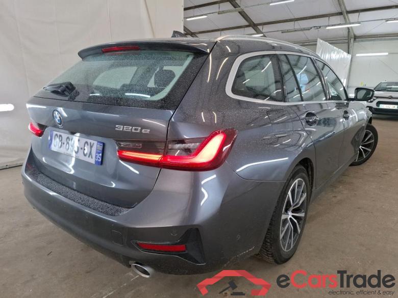 BMW Série 3 Touring / 2019 / 5P / Break 320e 204ch Business Design BVA8 Hybride #3