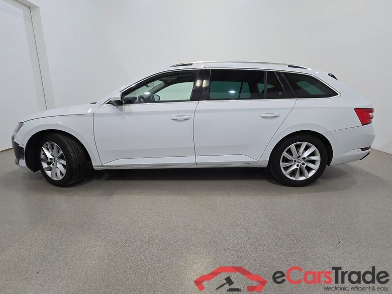 Skoda Superb Combi 2.0 TDi 150Hp Style Aut. LED Virtual Navi-Pro Sport-Seats KeylessGo Camera Klima PDC ... #2