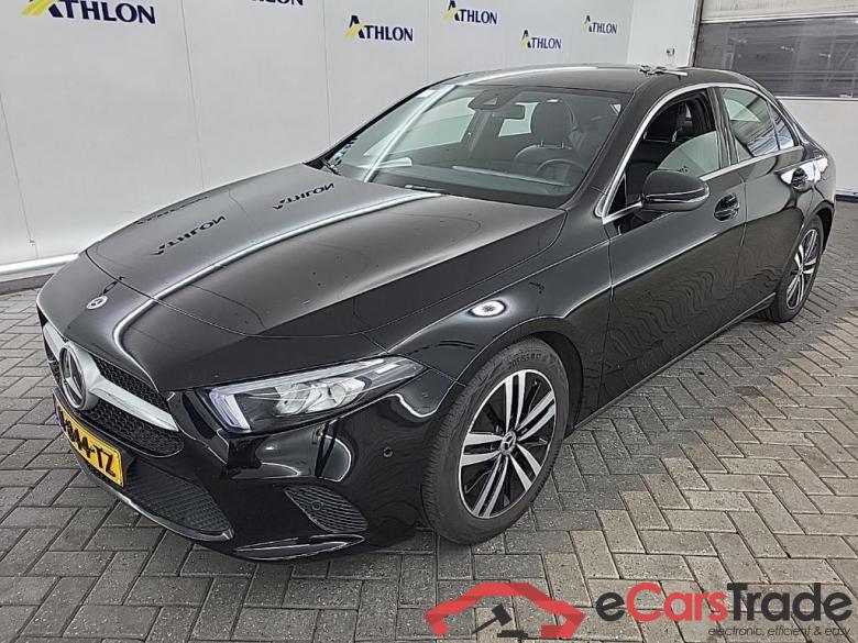 MERCEDES-BENZ A-Klasse Limousine A 180 7G-DCT Business Solution Luxury 4D 100kW #1