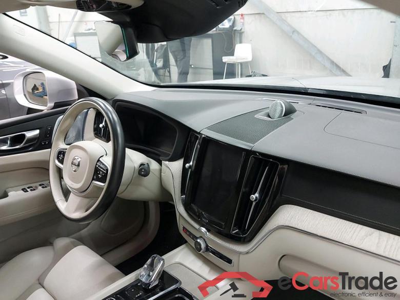 VOLVO - VOL XC60 B5 D 235PK 4x4 Geartronic Inscription Pack Business & Air Suspension Four-C & Moritz Leather & Bowers & Wilkins & Electric Glass Sunroof #3