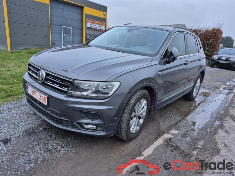 VOLKSWAGEN Tiguan 1.4 TSI 92 kW (125 ch) 6 vitesses manuel #1