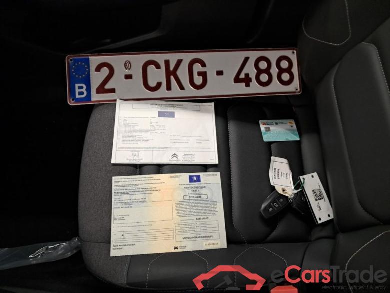 Citroën C4 1.2 PureTech 130 S&S MAN6 Shine Pack 5d #4