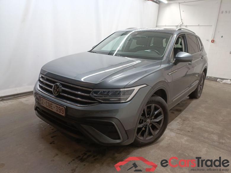 Volkswagen Tiguan Allspace 2.0 TDI DSG Life Business 5d #1