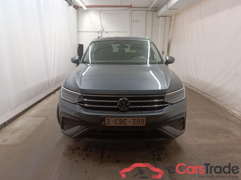 Volkswagen Tiguan Allspace 2.0 TDI DSG Life Business 5d #5