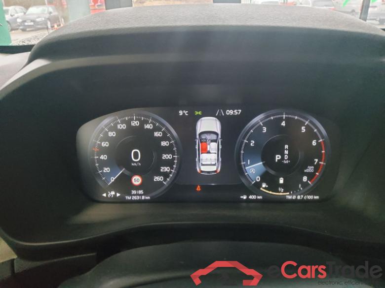 Volvo XC40 (2017->) DE - SUV5 B4 2WD EU6d, Inscription (EURO 6d), 2020 - 2022 #6