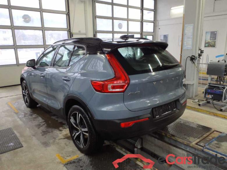 Volvo XC40 (2017->) DE - SUV5 B4 2WD EU6d, R-Design (EURO 6d), 2020 - 2022 #4