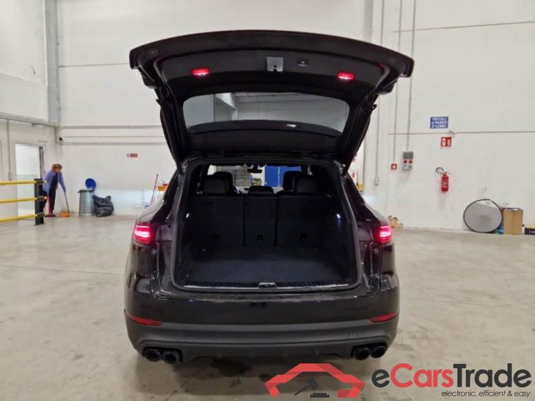 PORSCHE CAYENNE / 2017 / 5P / SUV 3.0 V6 #5