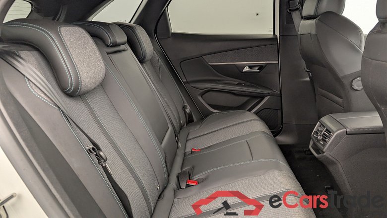 Peugeot 3008 Hybrid 225 e-EAT8 Allure Pack #2