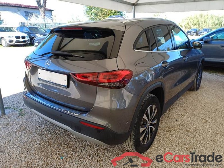 MERCEDES-BENZ GLA / 2020 / 5P / CROSSOVER GLA 250 AUTOMATIC EQ-POWER BUS EXTRA #2