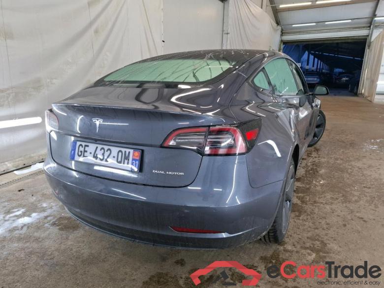 TESLA Model 3 / 2018 / 4P / Berline Grande Autonomie Dual Motor AWD #4