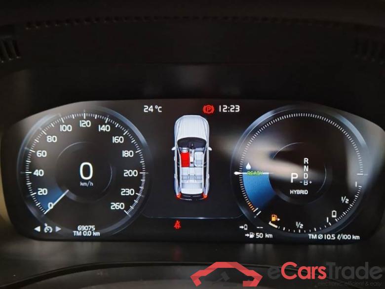 VOLVO XC60 / 2017 / 5P / SUV T6 PLUG-IN AWD AUTO RECHARGE INS. EXP #4