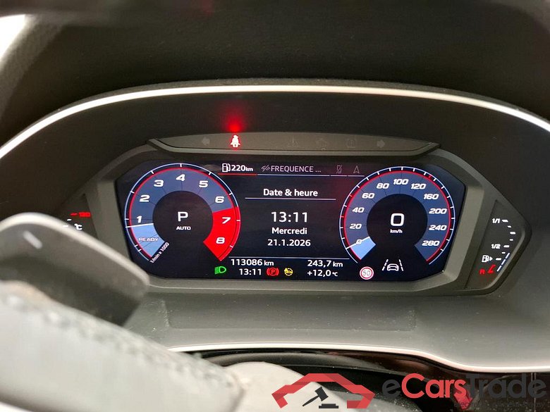 AUDI Q3 / 2018 / 5P / SUV 1.5 35 TFSI 150 S TRONIC DESIGN LUXE #6