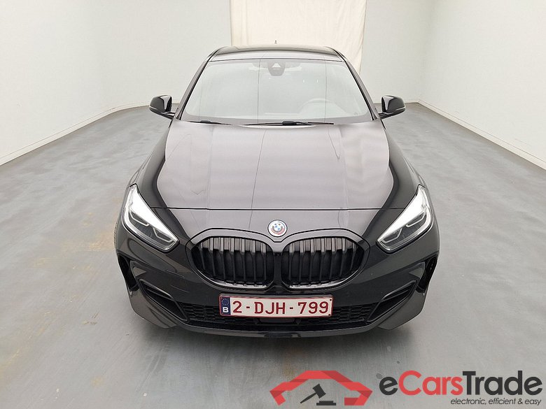BMW, 1-serie '19, BMW 1 Reeks Hatch 116dA (85 kW) 5d