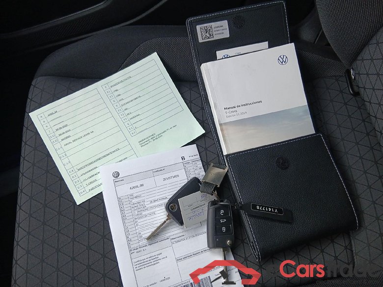 VOLKSWAGEN T-Cross / 2018 / 5P / todoterreno Advance 1.0 TSI 85kW (115CV) DSG (AC) #5