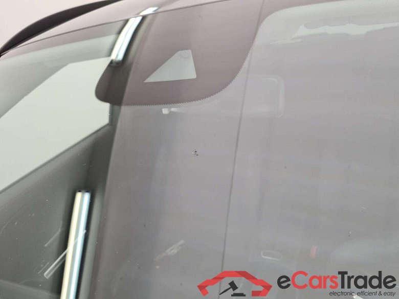 MERCEDES-BENZ GLA 250E 8G-DCT AMG LINE #4